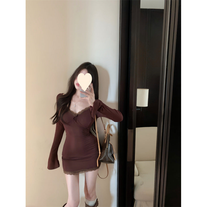 Sexy V-Neck Long Sleeve Dress for Women with Lace Trim, Built-in Bra, Bodycon Fit, High Waist, Autumn and Spring Lightweight Fleece Dress