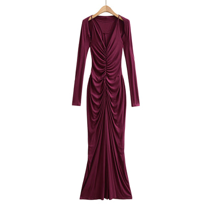 Two piece set of pleated camisole long skirt and camisole