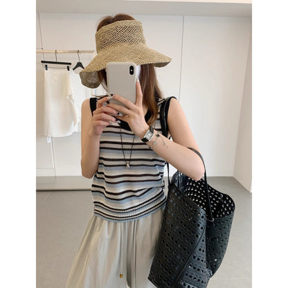 Red striped camisole round neck sleeveless I-shaped vest