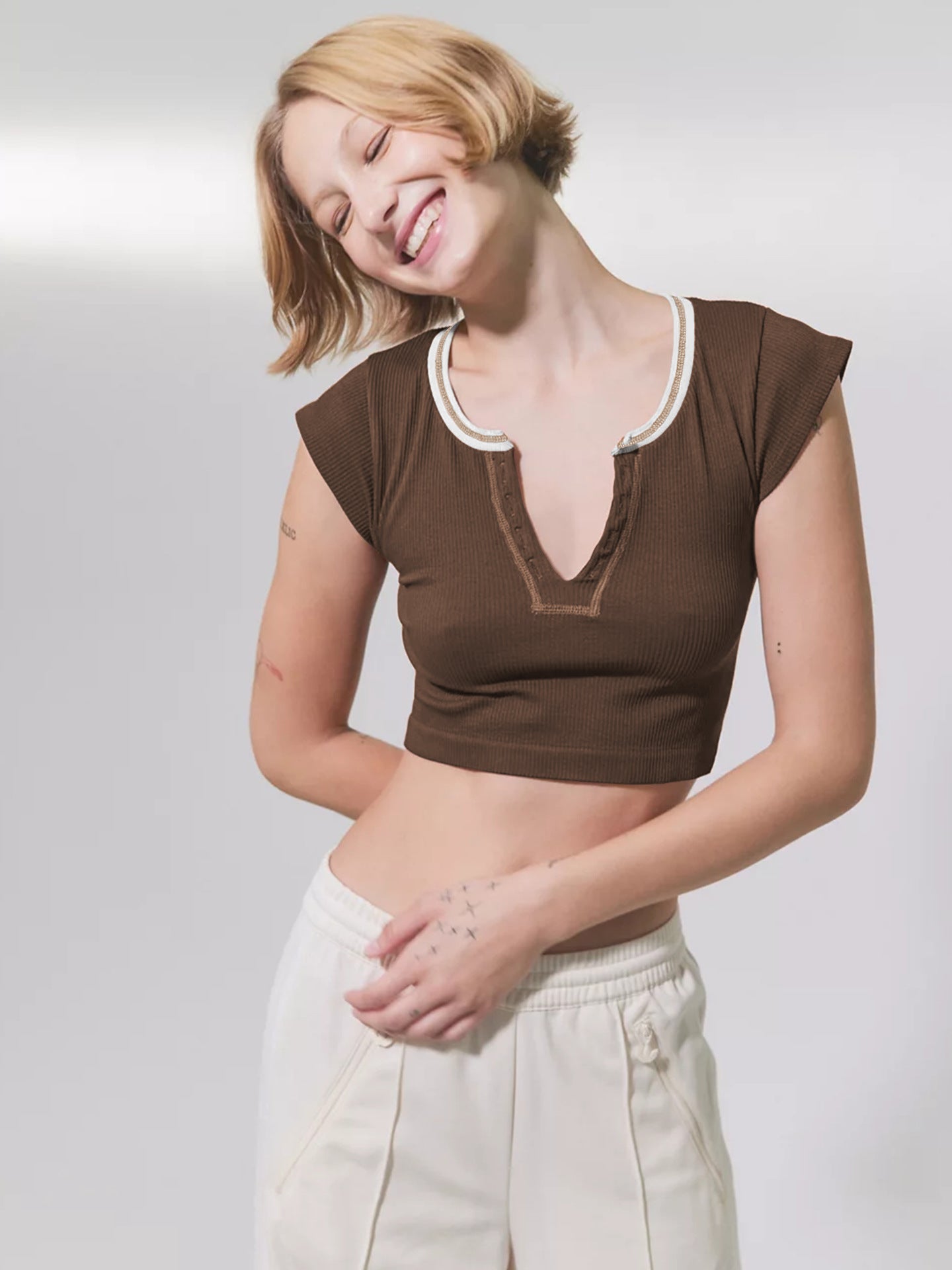 Neckline Camisole Sexy Crop Top for Women Fitted Belly Show