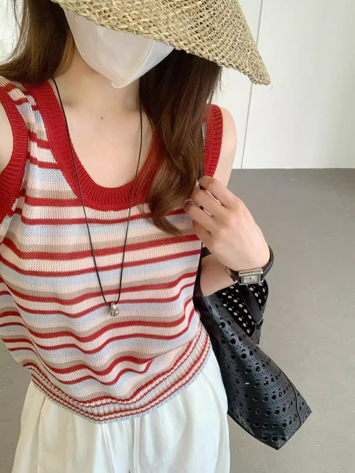 Red striped camisole round neck sleeveless I-shaped vest